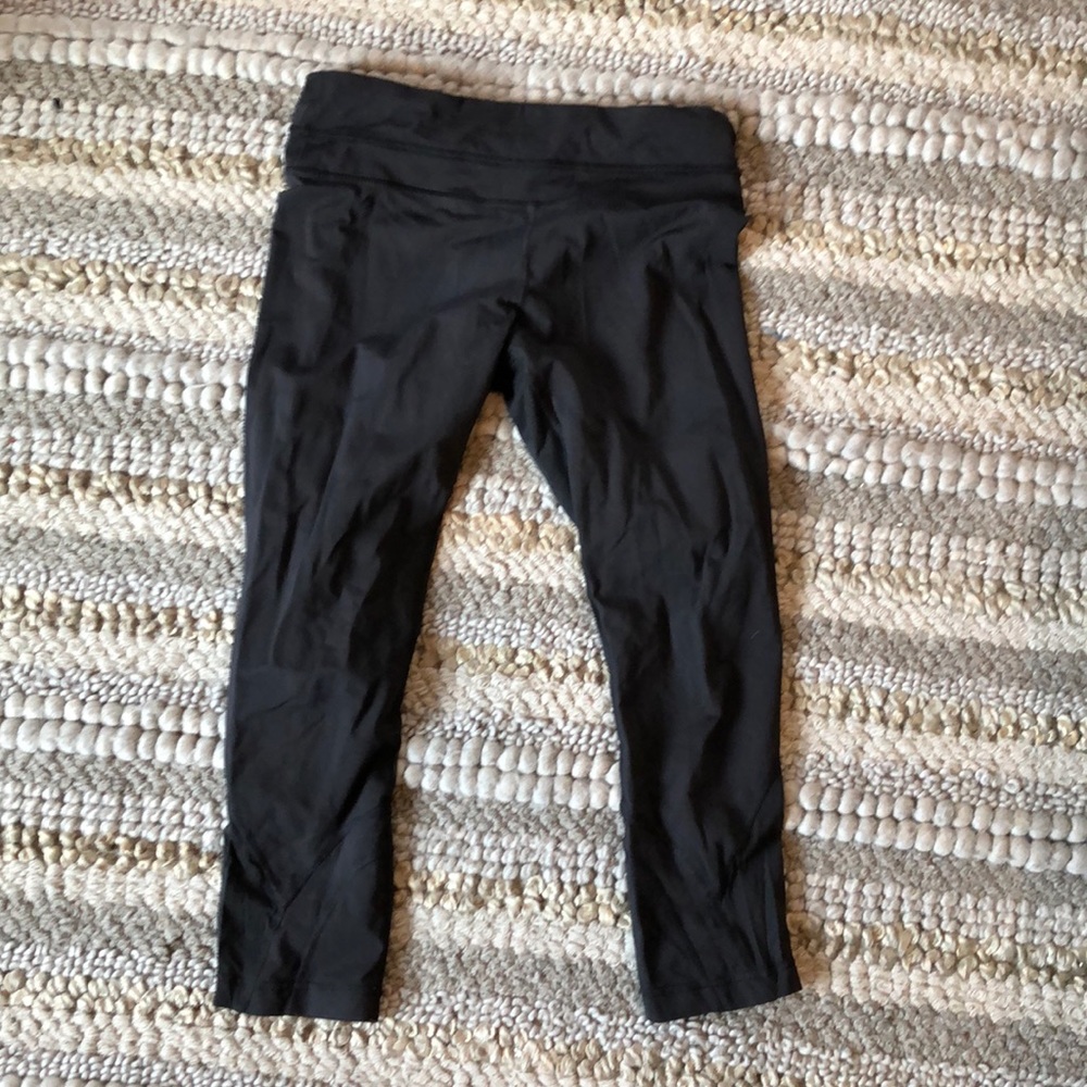 Lululemon crop pants
